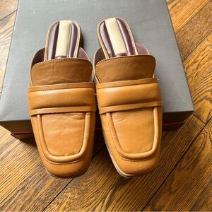 Beautiful Franco Sarto Tan Mules
